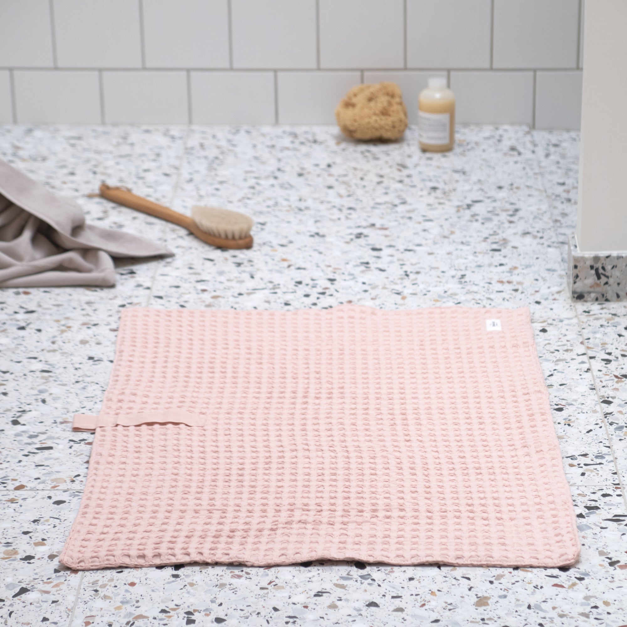 The Organic Company Big Waffle Bath Mat - 80 x 55 cm Big Waffle 331 Pale rose