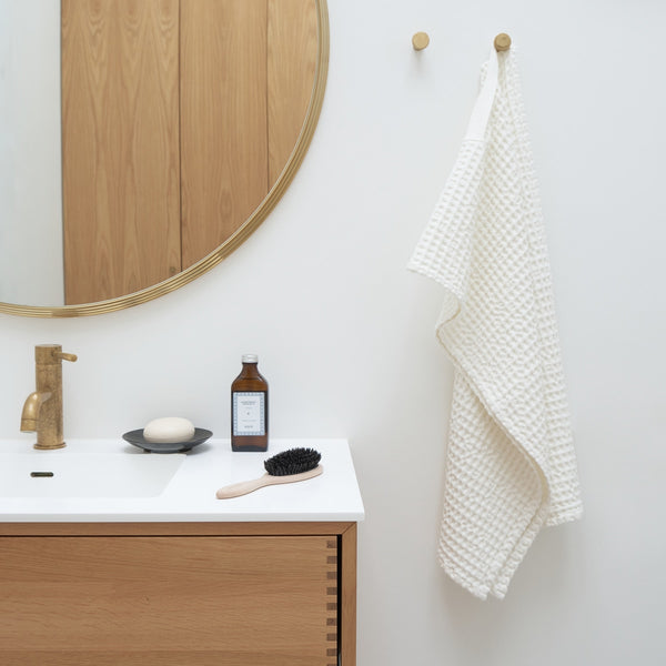 Big Waffle Medium Towel - 200 Natural white